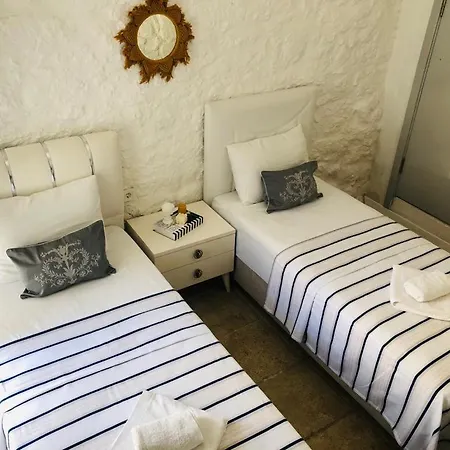 Alacatibutikotelim Çeşme