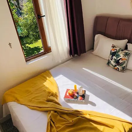 Alacatibutikotelim Çeşme