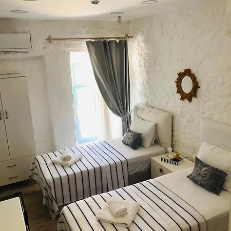Alacatibutikotelim Çeşme