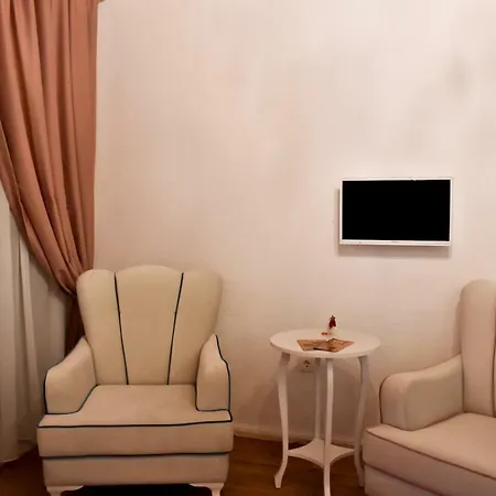 Ξενοδοχείο Alacatibutikotelim 3*