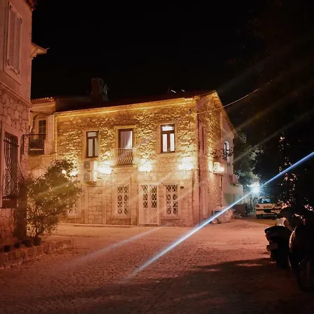 Ξενοδοχείο Alacatibutikotelim 3*