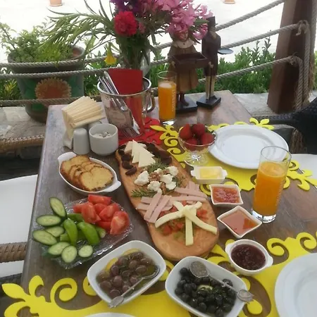 Hotel Alacatibutikotelim